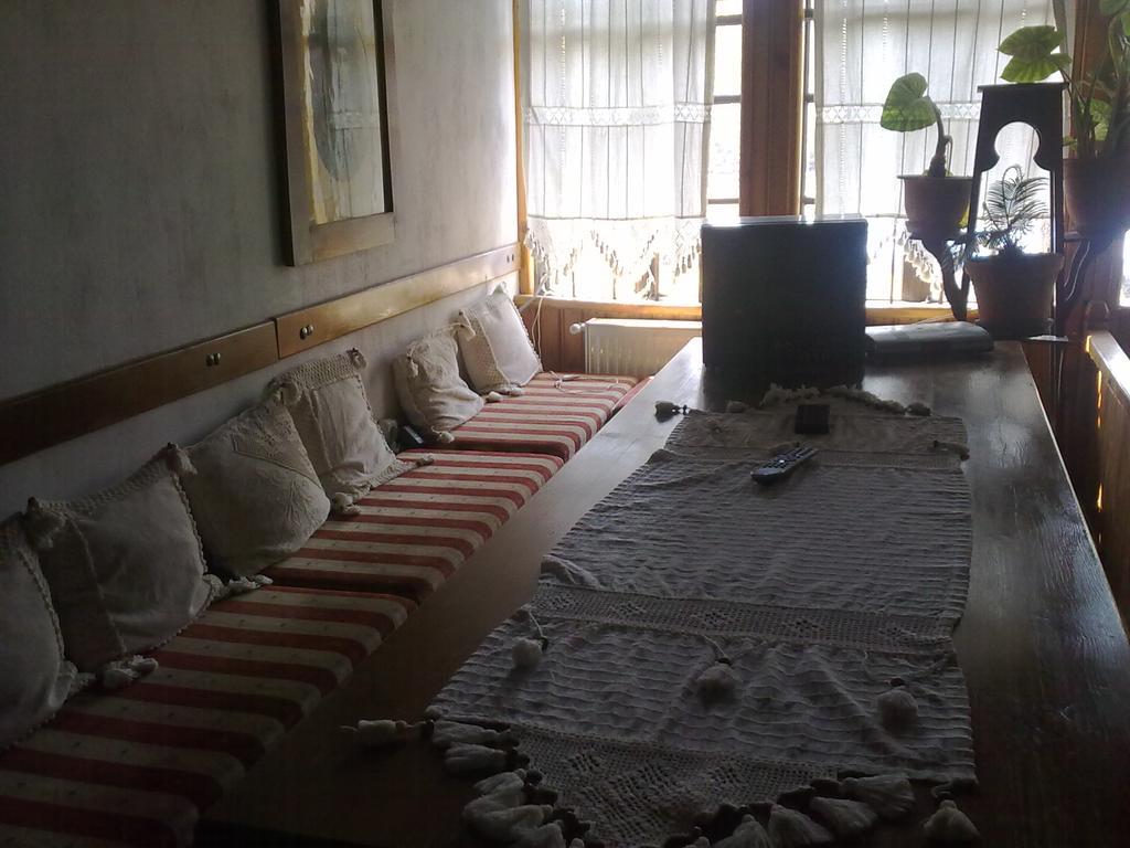 Guesthouse Peyna Buitenkant foto